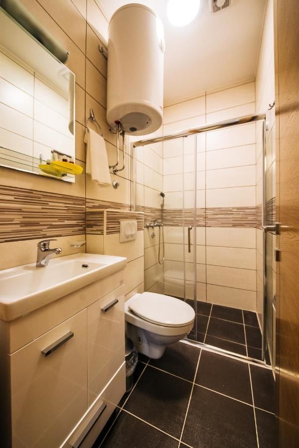 Апартаменты Apartments Vojislav Вирпазар