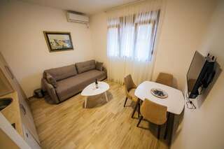 Апартаменты Apartments Vojislav Вирпазар Апартаменты-10